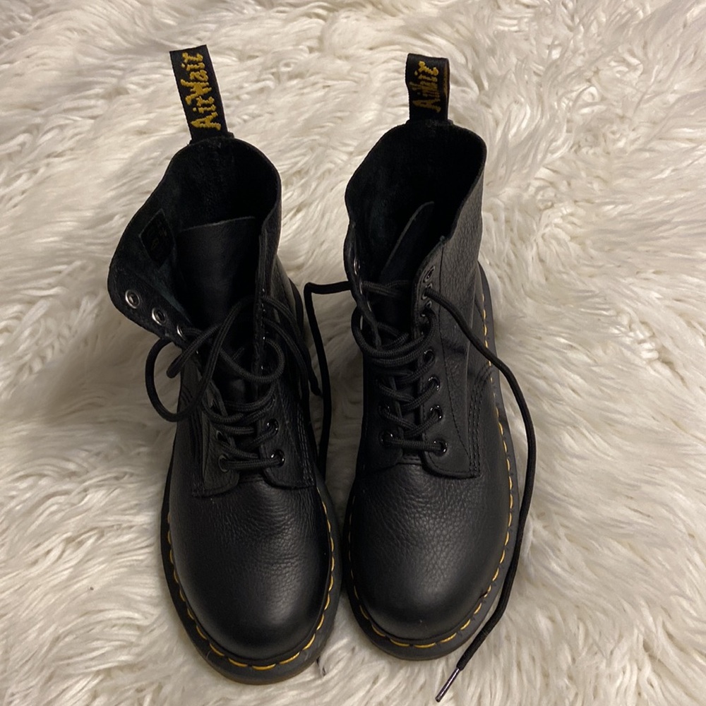 Dr.Martens  AirWaiz Women’s Boots size 7 BNWOT see all photos color black - Picture 6 of 16